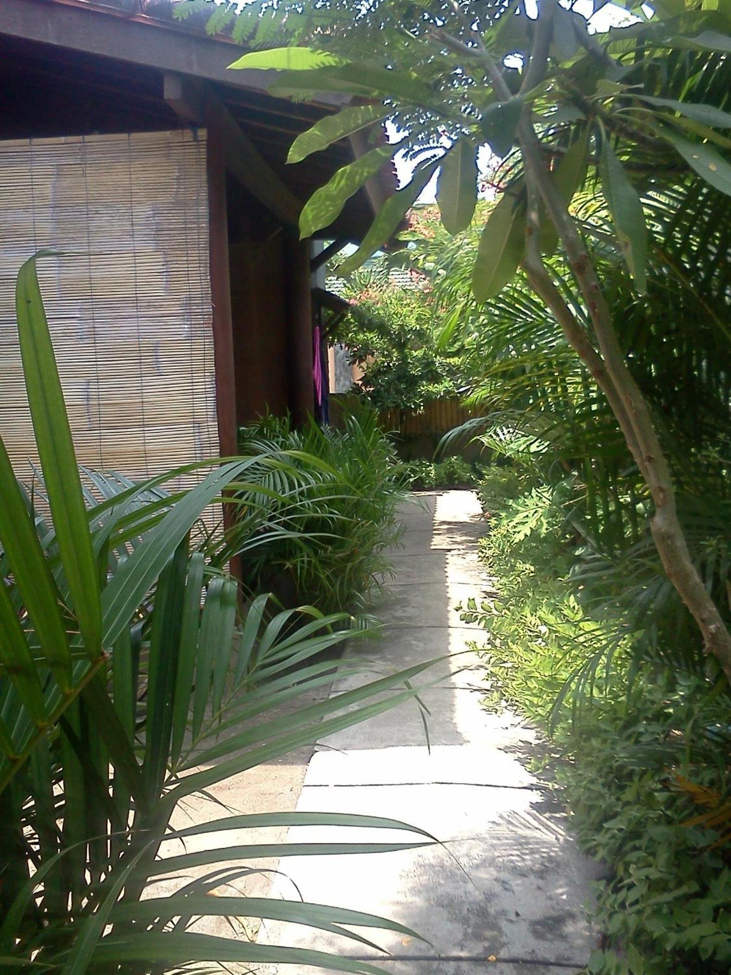 Alexyane Paradise Bungalow Τζίλι Τραγουανγκάν Εξωτερικό φωτογραφία