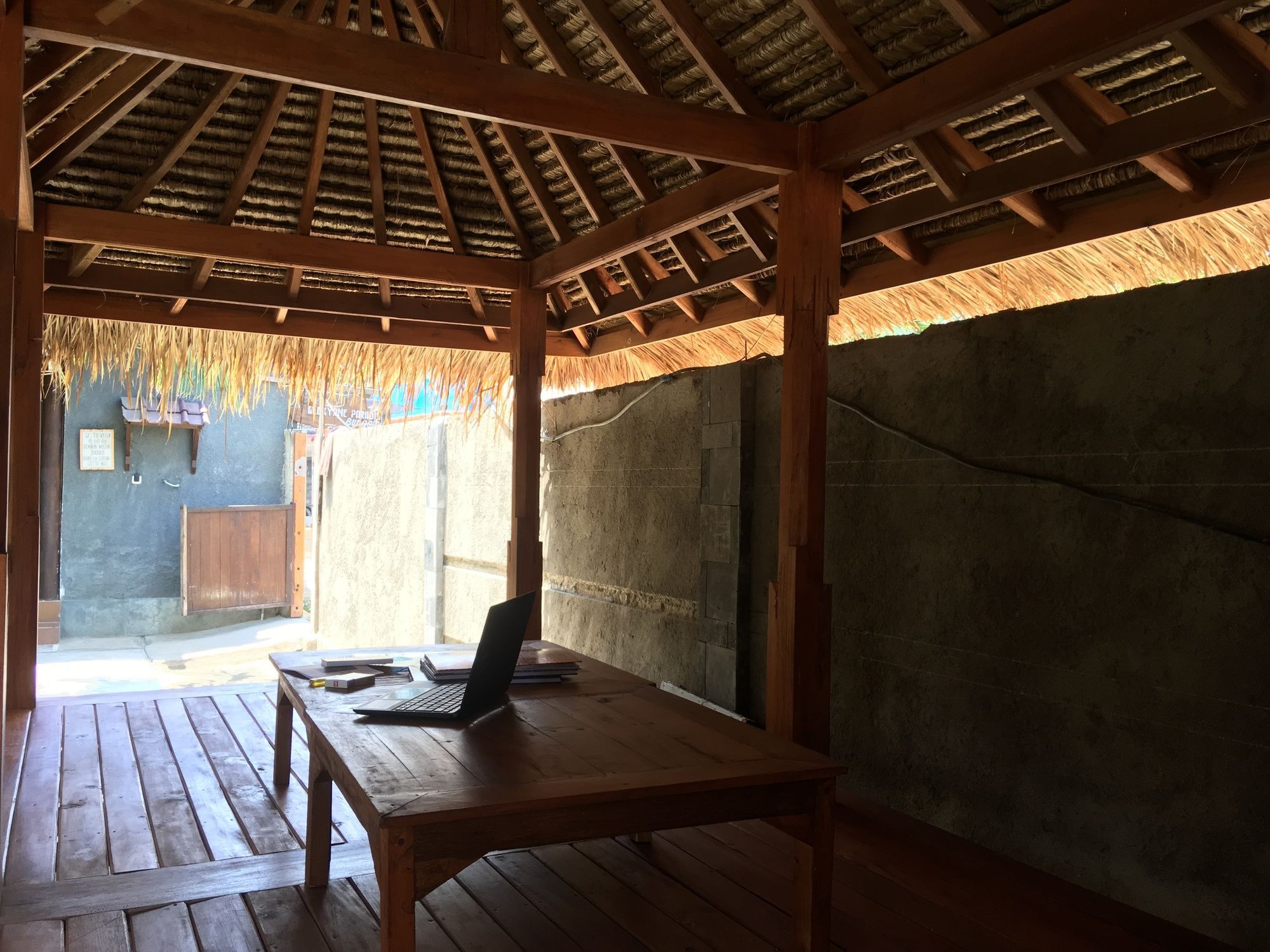 Alexyane Paradise Bungalow Τζίλι Τραγουανγκάν Εξωτερικό φωτογραφία